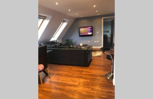 Struan Coach house in gated residence - Photo 5