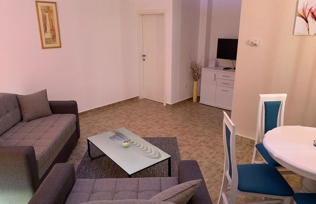 Airport View Apartments - Foto 12