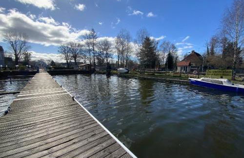 Unique Water Stay Tiny Hausboot für 2 Personen - Foto 5