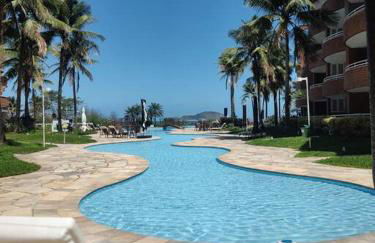 Apto Pé na Areia Condomínio Oceanside Camboinhas - Foto 27