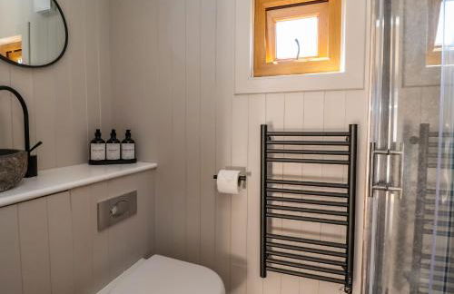 Cariad Mawr - Photo 12