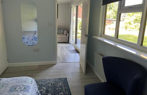 Independent garden studio - sleeps max 3. - Foto 19