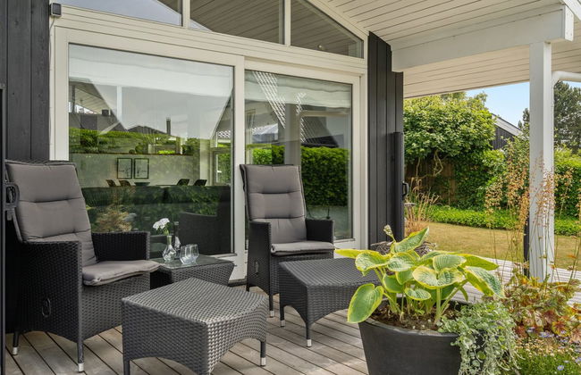 "Sjarlotte" - 100m from the sea - Foto 17