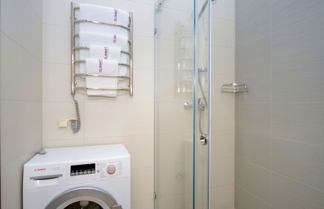 Summit Apart Hotel - Photo 29