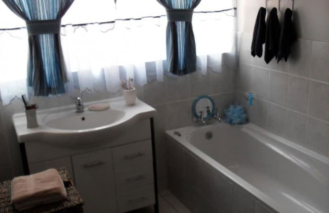 Casa Villa Guest House Carletonville - Suite 4 - Foto 3