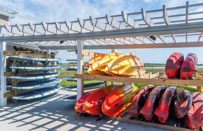 Stunning 4BR Vacation Rental With Private Pool, Spa, & Resort Club Cards - Photo 43