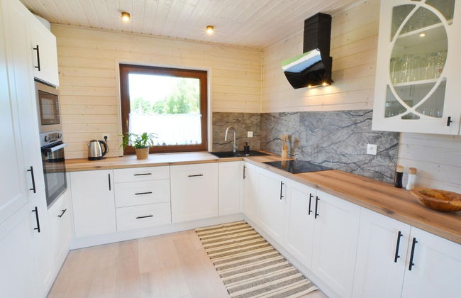 Comfortable Holiday Home, Sauna + hot tub Included - Photo 10