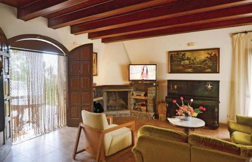 Cozy Home In Palafolls - Foto 22