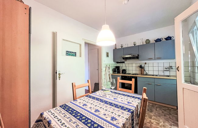 2 bedroom Apartment in Traben-Trarbach with garden - Photo 4