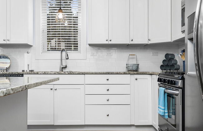 The Heart of TC 2BDR Condo Unit 115 - Foto 8