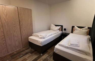 4 Zimmer Apartment, Parkplatz & Garten, Nah A10, Berlin - Foto 7