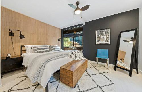 Relaxing Home Among The Redwoods - Dog-Friendly - Photo 12