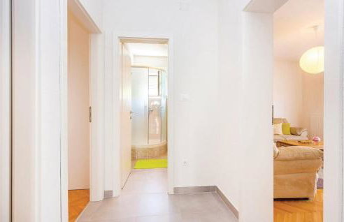 Big White apartment - Photo 8