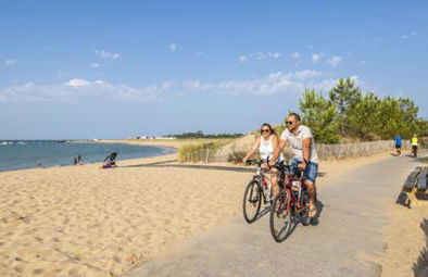 Family cocoon by the sea - Photo 4