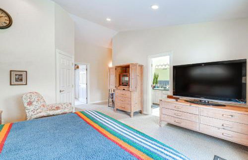 Inviting Great Falls Home with Wraparound Deck! - Foto 12