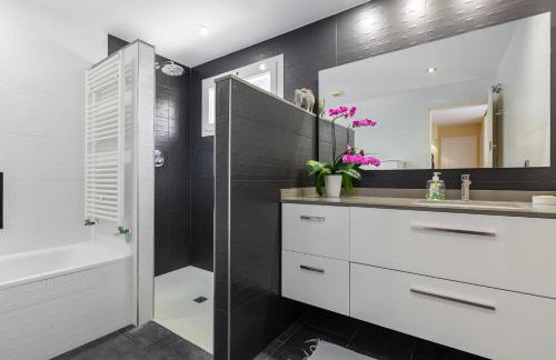 Casa con jardín próxima a Barcelona - Foto 2