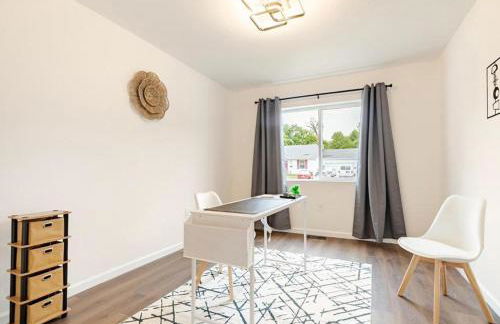 New Spacious 4 Bed 3 Bath Home Near St Louis St Charles - Foto 31