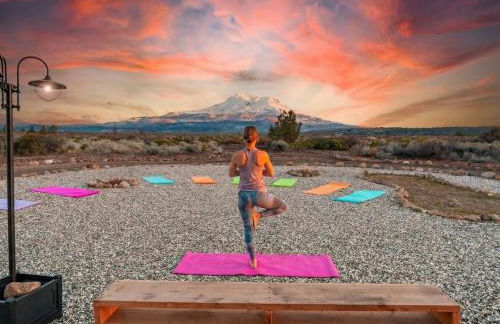 Luxury Shasta Vista Retreat & Basecamp - Sauna & Jacuzzi - Foto 12