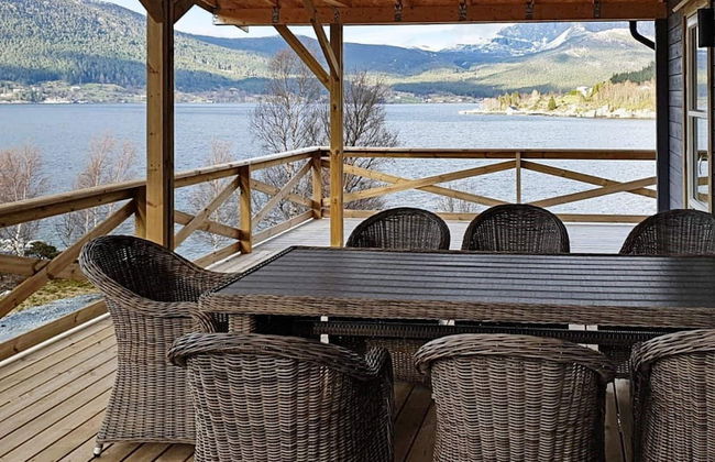 8 Person Holiday Home in Svelgen - Foto 20