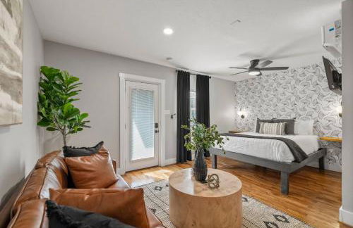 All-In-One - Fully-Equipped Secure Gated Parking! - Foto 3