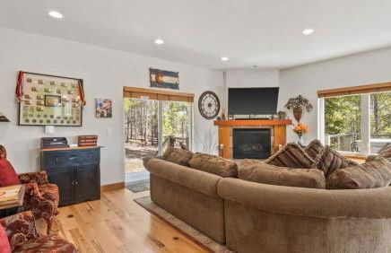 New Listing - Doc's Place - Beautiful Hot Tub Views - Foto 19