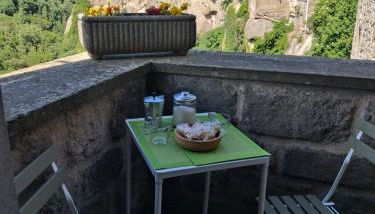 Sospesi nel borgo - Foto 2