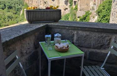 Sospesi nel borgo - Foto 2