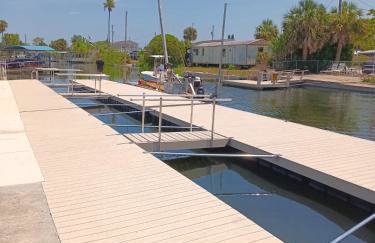 Modern Waterview House - Foto 1