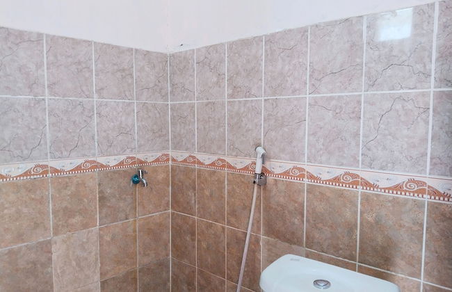 Villa Yustisia Curug 7 Cilember - Foto 39