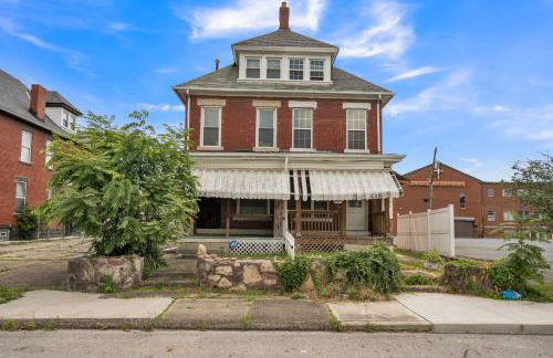 Cozy Renovated 19th Century Home, 5 Min to OSU! 3 Bedroom Home by Paula - Foto 72