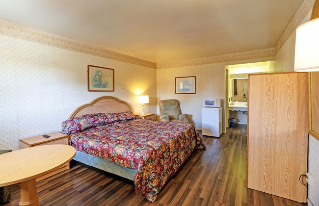 Hotel O Relax Inn Lewisburg near I-64 - Photo 8