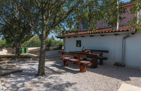 Nice Home In Cista Velika With Wifi - Photo 10