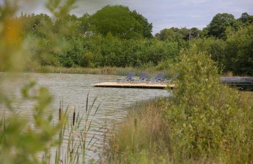 Hastings Retreat Rural barn conversions with Private Lake - Foto 41