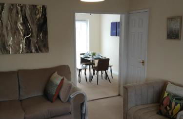 Sunningdale homely detached family,contractor 3 bed house with Parking - Foto 26