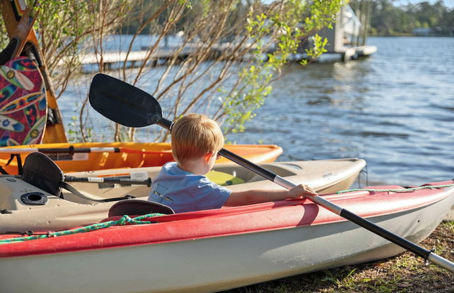 Secluded Waterfront Retreat for 23 Dock, Pets OK - Foto 29