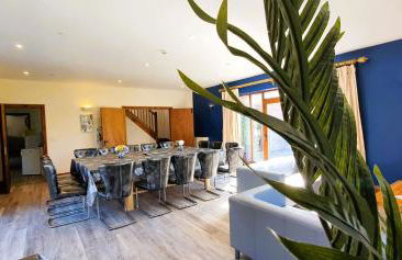 The Victorian Barn, Self-Catering Holidays with Pool and Hot Tubs, Dorset - Photo 54