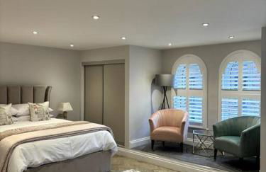 The Colonel - Foto 1