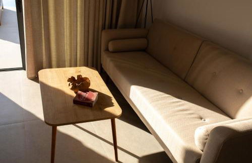 Aphrodite Luxury Suites, Private Heated Pool & Jacuzzi -Romantic Escape for Couples - Photo 46