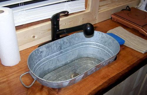 Secluded Sedona Tiny House in Woods Near Lake | Fire Pit, Hammocks, Full Kitchen & Breakfast - Foto 58