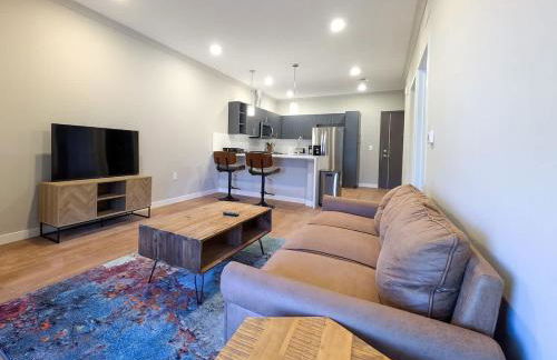 324 Brand New 1 Bedroom 1 Bath 1 Kitchen 1 Liv - Foto 2