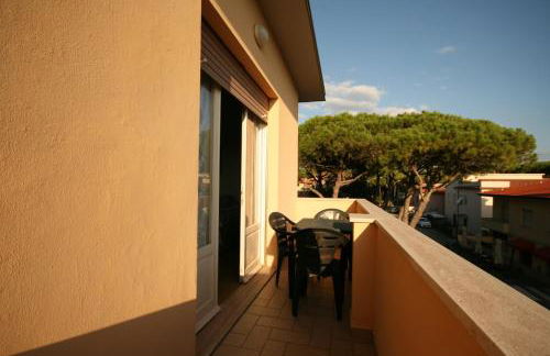 A pochi passi dal mare con bellissima vista - Foto 8