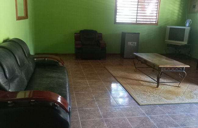 Deano's Cottages - Photo 41