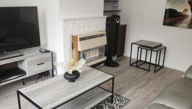 Beautiful two Bedroom house Entire house - Foto 3