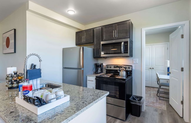 Modern Retreat Near Henry Ford - Photo 28