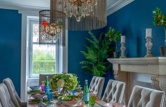 The Painted Cow - Photo 1