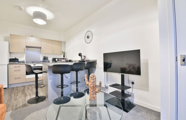 2 Bed Flat with Parking Near Waterfront - Foto 31