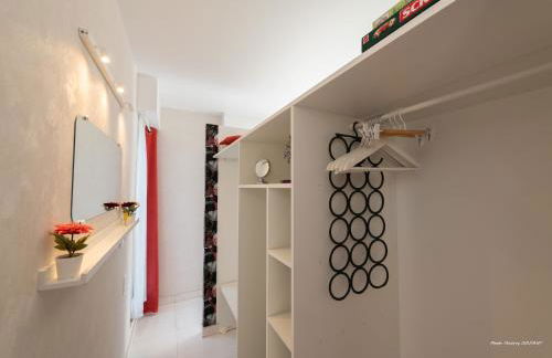 Agapè, élégant T2, 4 étoiles, plage et GR34 3km, centre ville 750m - Foto 8