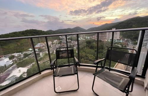 Praia Brava com Vista Mar Apt 2 Quartos Perto de BC - Foto 28