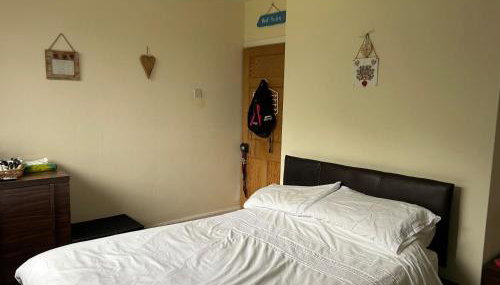 6Guests-Parking-PetsOK-FamilyFriendly-Garden - Foto 2