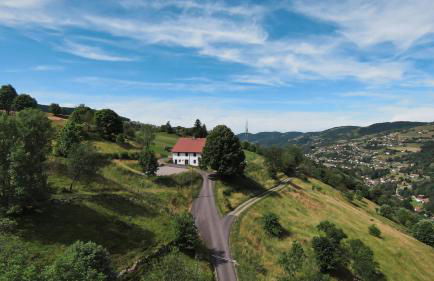 Gîtes de Moyenmont - Foto 13